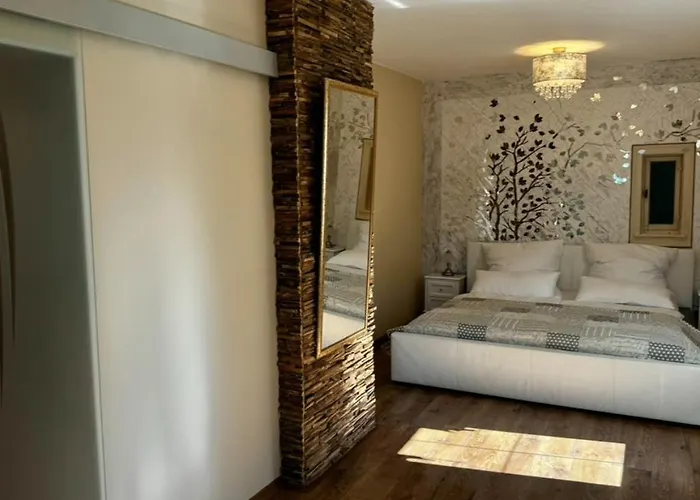 Ar - 1898 Apartment Coburg